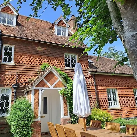 Holly Cottage, 2, Northbrook Park, Farnham-Up To 6 Adults Farnham  Exterior foto
